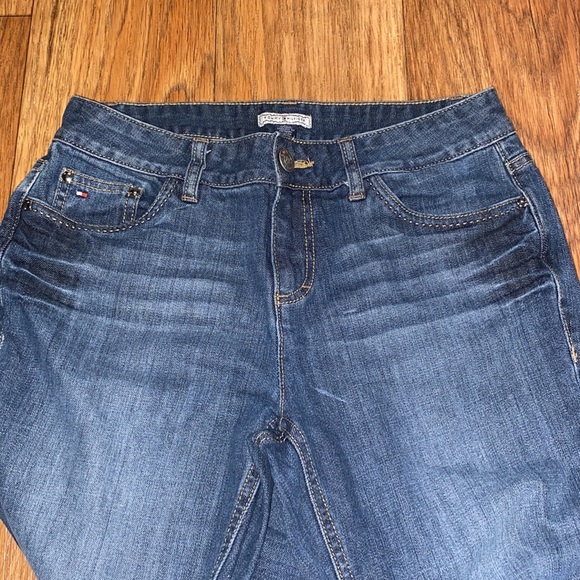 Tommy Hilfiger Jeans - Picture 2 of 8
